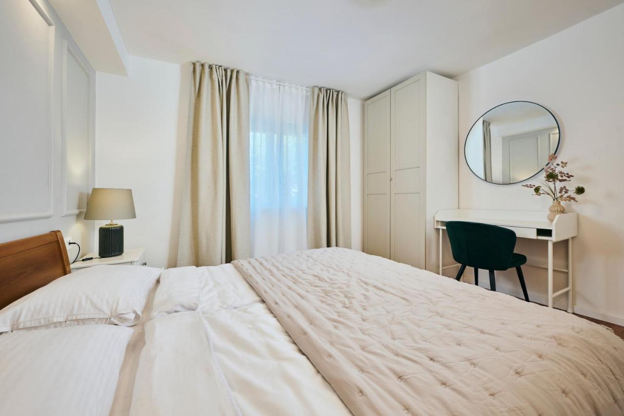 Apartmani Erik อูมัค ภายนอก รูปภาพ