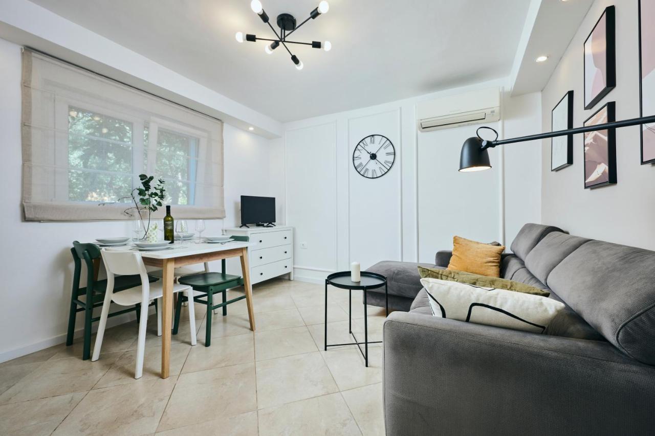 Apartmani Erik อูมัค ภายนอก รูปภาพ